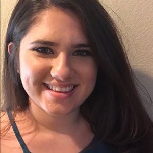 Meet your Posher, Marissa